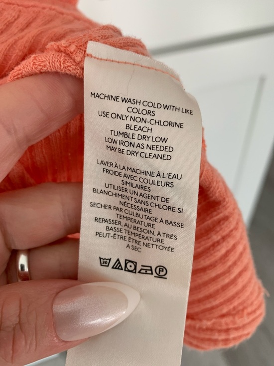 We The Free Coral/Peach Ribbed V-Neck Tank Top, size M. - Picture 3 of 12